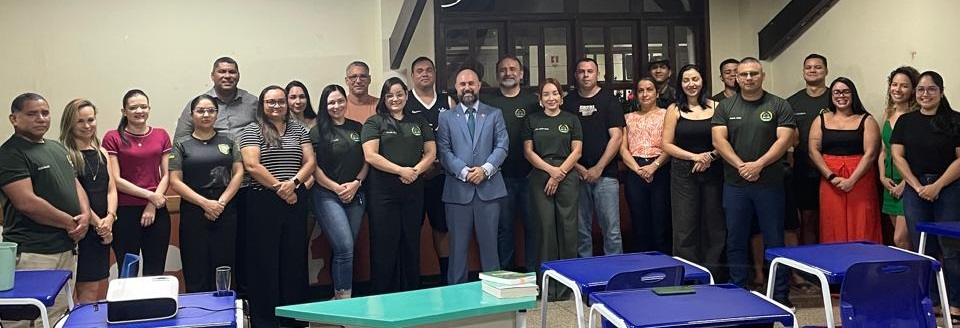 Presidente da OAB/AP e da Comissão Nacional de Direito Ambiental ministra palestra para o Batalhão Ambiental da PM/AP